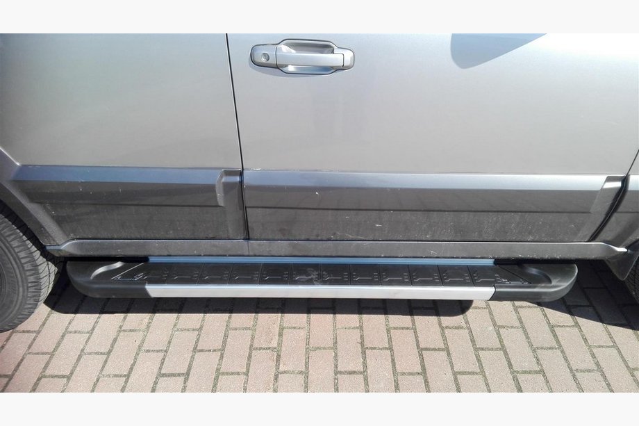 Боковые пороги RedLine V1 (2 шт., алюминий) Image