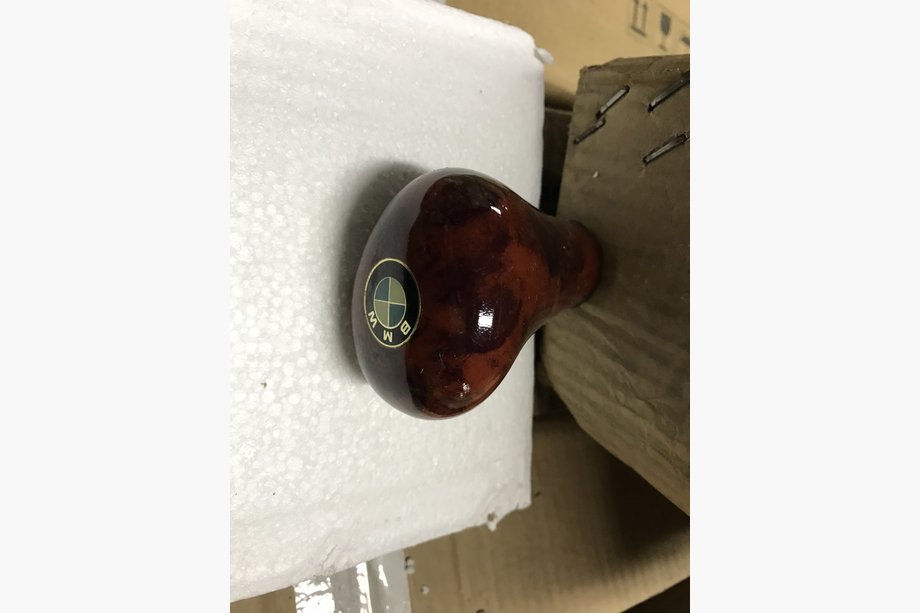 BMW 5 серия E34 1988-1995 гг. Ручка КПП под дерево Image