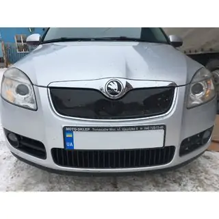 Зимняя накладка на решетку радиатора (2007-2010, верхняя) Skoda Roomster 2006-2015 гг. фото 1