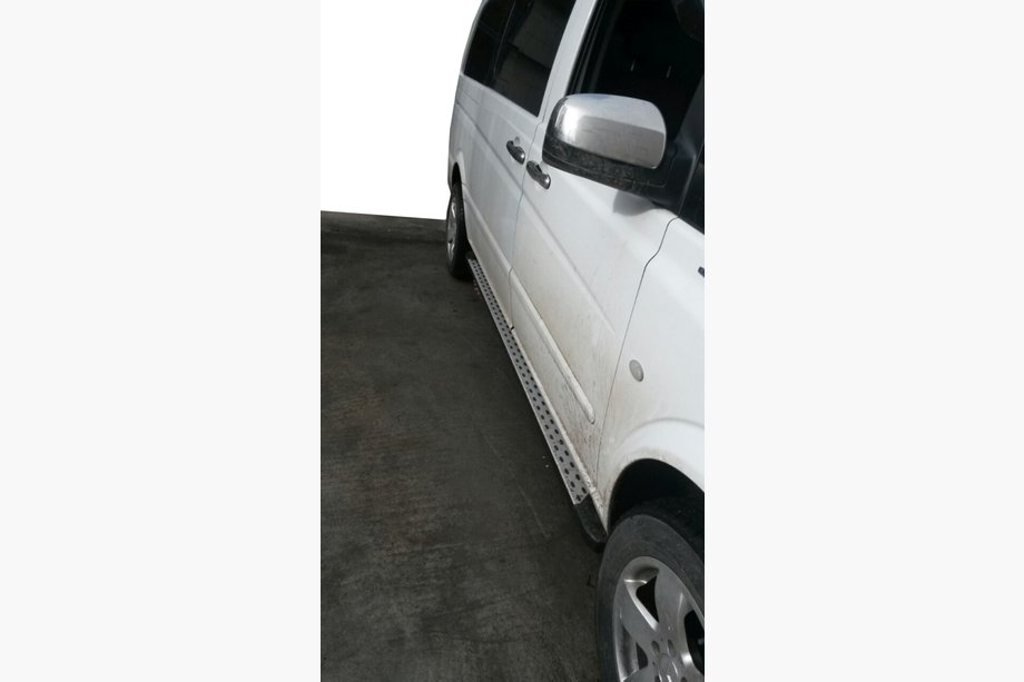 Mercedes Viano Боковые пороги DotLine длинная база Image
