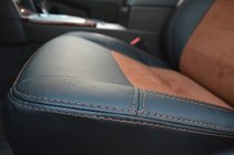 Toyota Camry 2011–2017 гг. Авточехлы (Эко-кожа и заменитель алькантары, Elite) фото 7