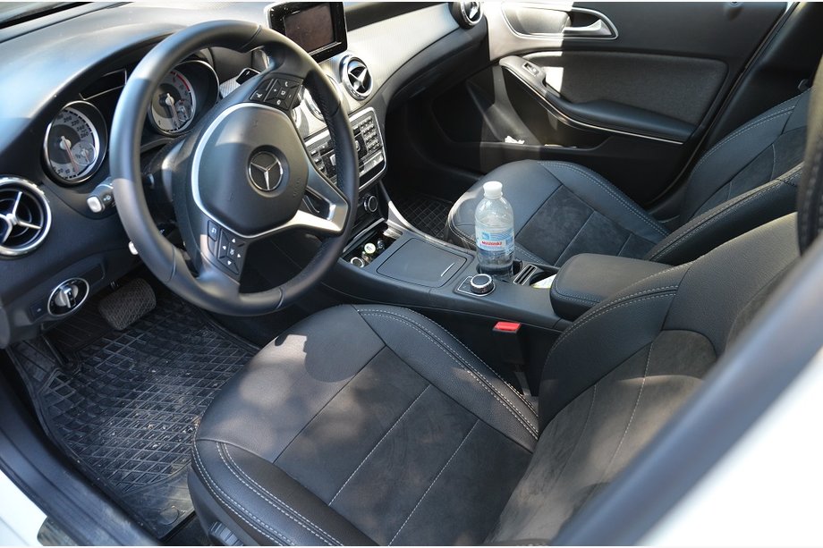 Mercedes GLA X156 2014-2019 гг. Чехлы SoyuzAuto Leather Style Image