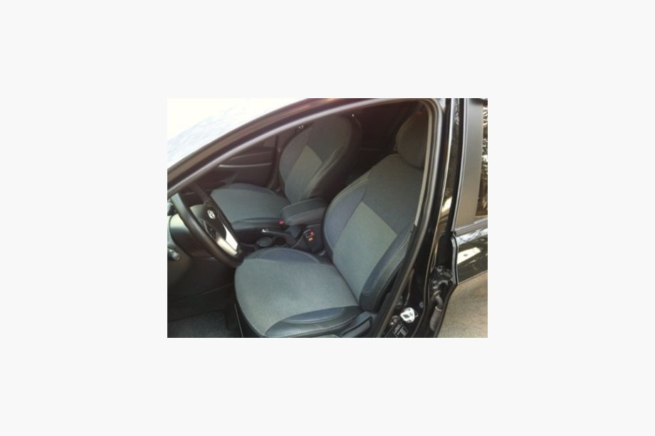Hyundai Accent 2011-2017 гг. Авточехлы (Эко-кожа↗Ткань, Premium) Image
