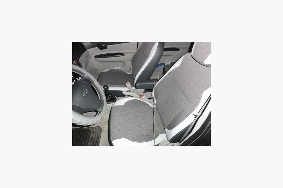 Hyundai Accent 2006-2010 гг. Авточехлы из экокожи Premium Image