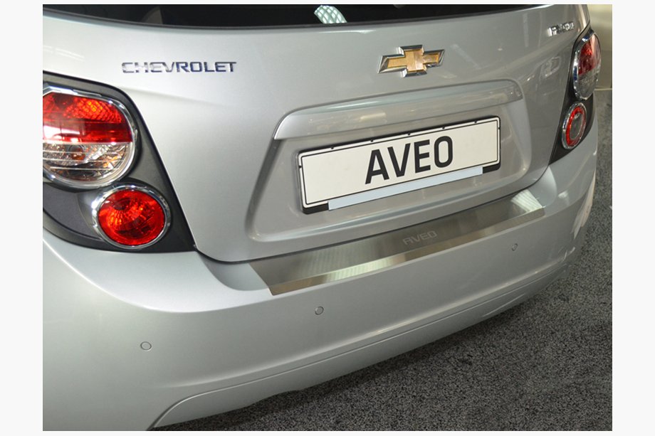 Chevrolet Aveo T300 2011-2020 гг. Накладка на задний бампер с загибом Nataniko (нержавейка) Image
