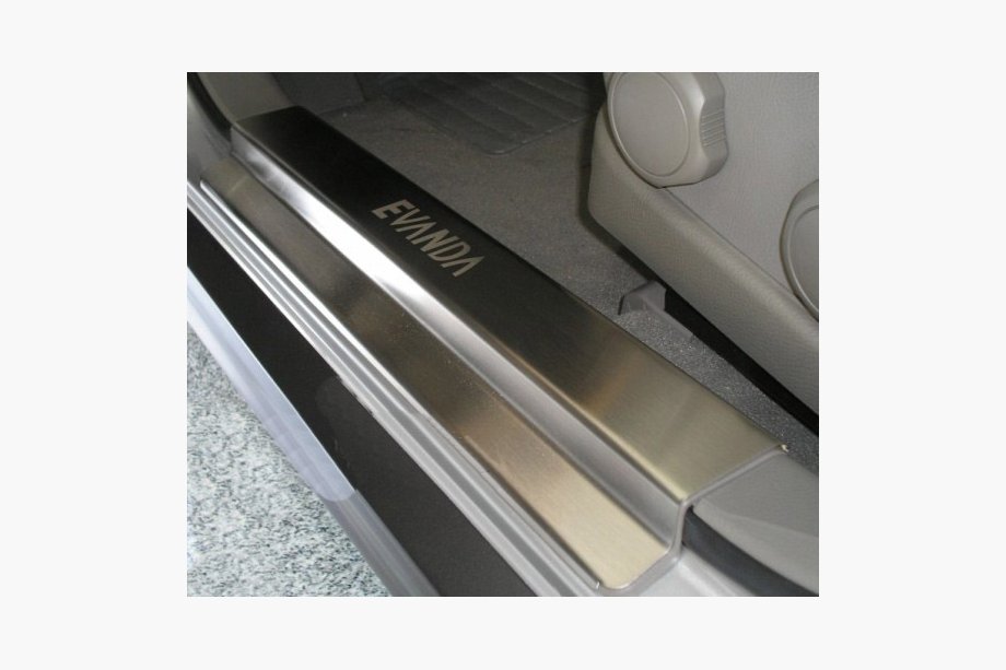 Chevrolet Evanda 2000-2006 гг. Накладки на пороги NataNika Premium (4 шт, нержавейка) Image