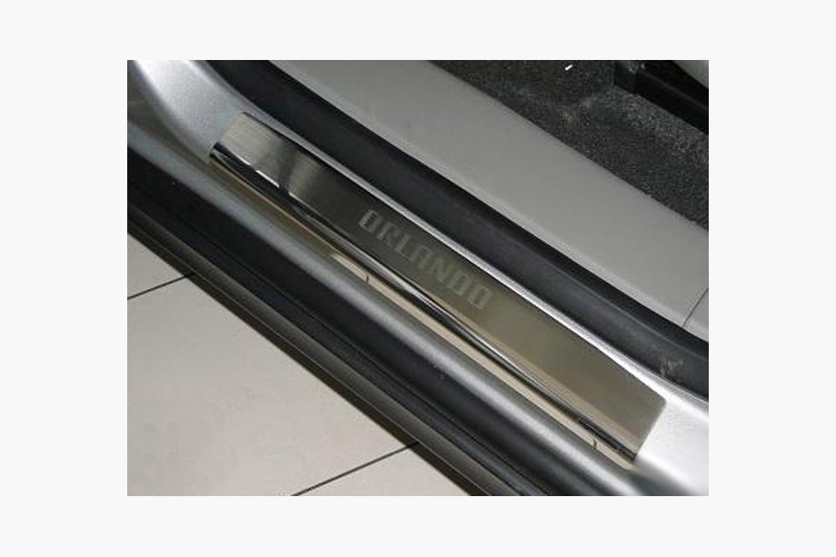 Chevrolet Orlando 2010-2018 гг. Накладки на пороги Nataniko (4 шт, нержавейка) Image