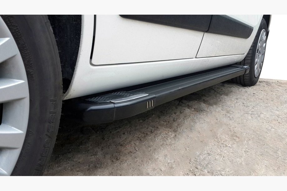 Fiat Fiorino Боковые пороги Рейнбоу Блек Image