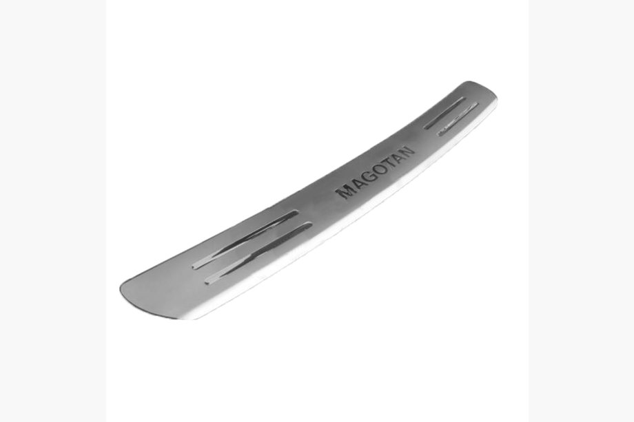 Volkswagen Passat B6 2006-2012 гг. Накладка на задний бампер Magotan (Sedan) Image