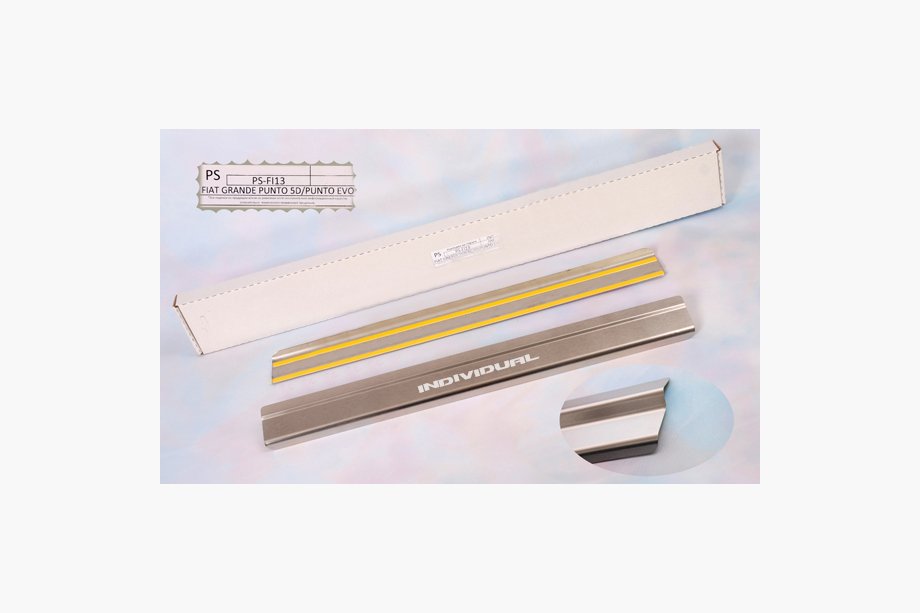 Fiat Punto Grande/EVO 2006-2018 гг. Накладки на пороги из нержавейки Natanika Standard (2 шт) Image