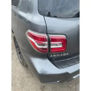 Задние LED фонари (Оригинал, б/у, 2019 год) Nissan Armada 2016-2024 гг. фото 1