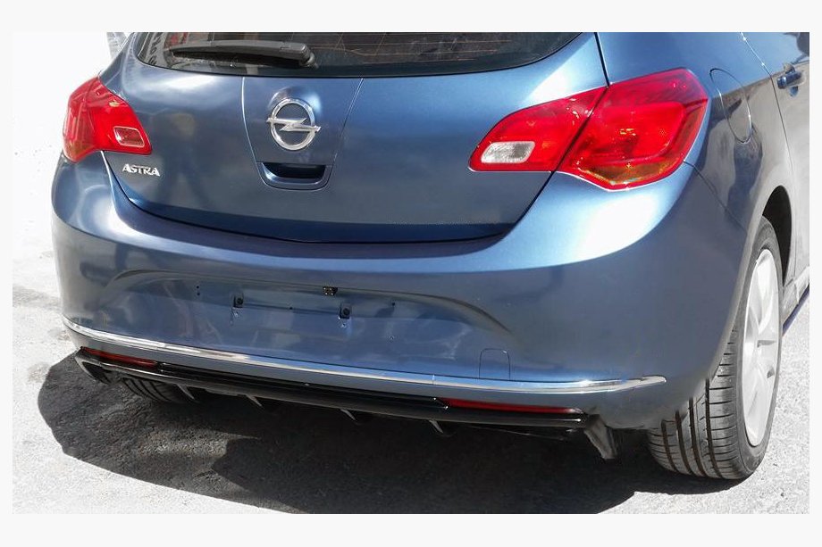 Opel Astra J 2009-2015 гг. Накладка на задний диффузор (грунтованная под покраску) Image