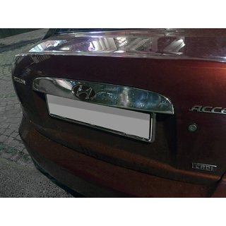 Hyundai Accent 2006-2011 Накладка над номером