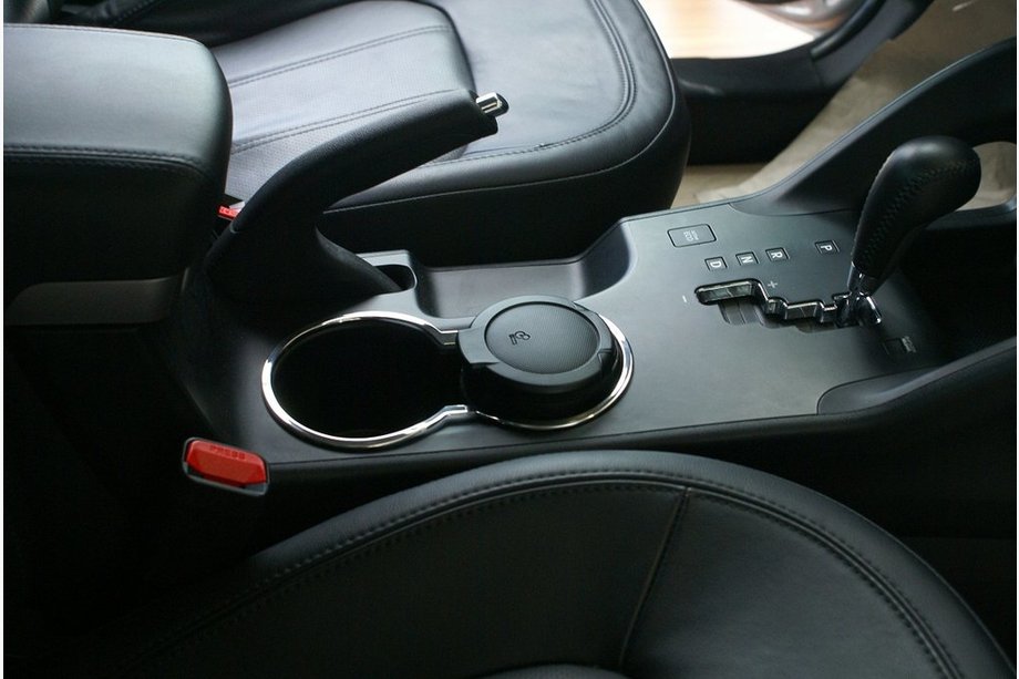 Кольца на подстаканник нерж. Hyundai IX35 Image