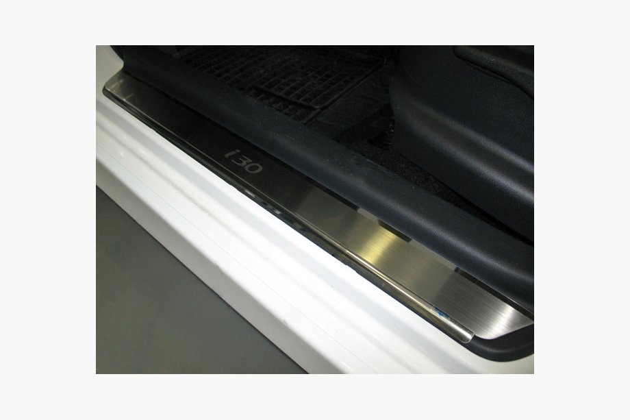 Hyundai I-30 2007-2011 гг. Накладки на Пороги Nataniko (4 шт., Нержавейка) Image