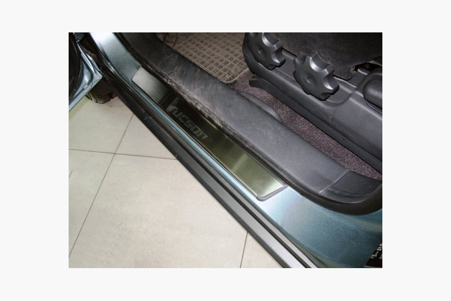 Hyundai Tucson JM 2004- гг. Накладки на пороги Nataniko (4 шт., нержавейка) Image
