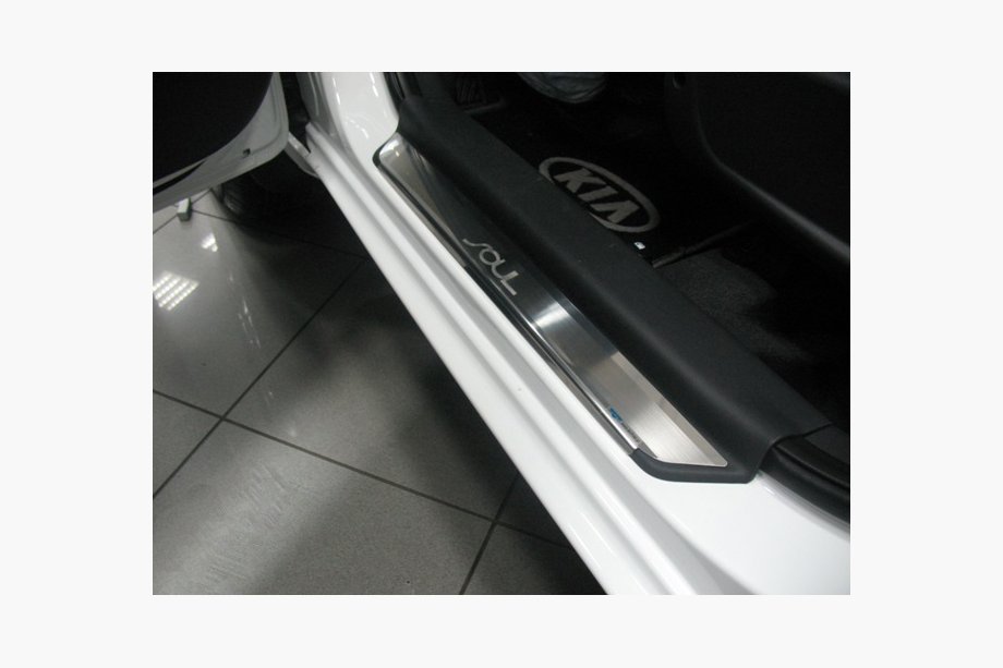 Kia Soul I 2008-2013 гг. Накладки на пороги из нержавеющей стали NataNika Premium (4 шт) Image