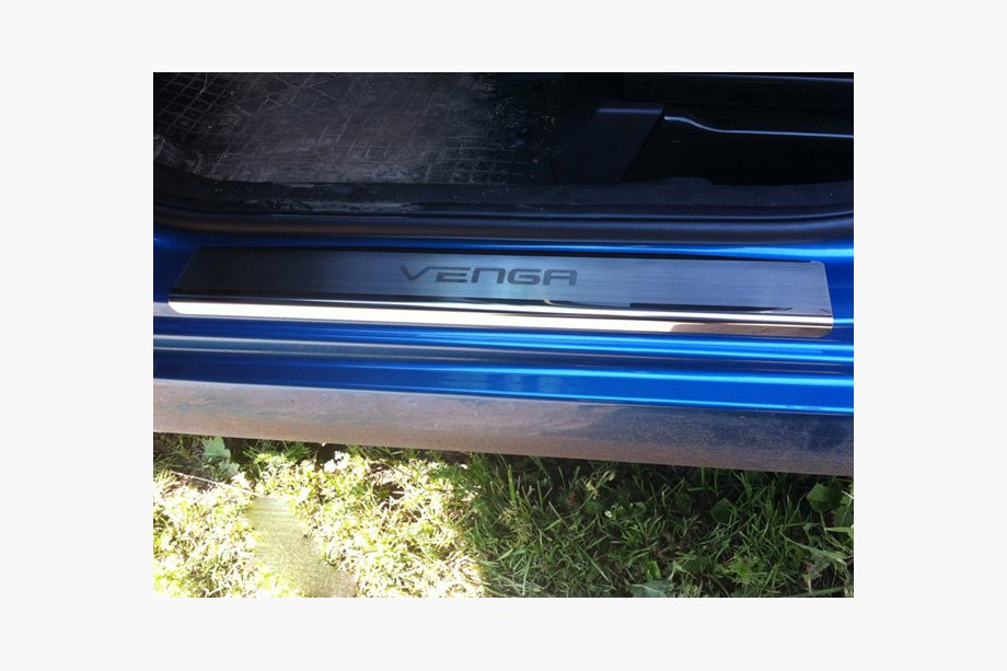 Kia Venga 2010-2019 гг. Накладки на пороги Natanika Premium (4 шт, нержавейка) Image