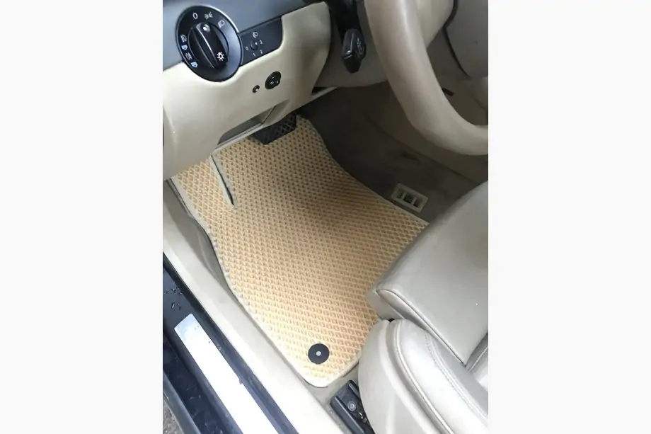 Audi A4 B6 2000-2004 гг. Коврики EVA (Бежевые) Image