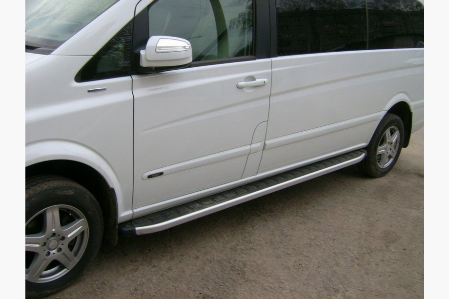Mercedes Viano Боковые пороги Alliance Fullmond короткая и средняя база Image