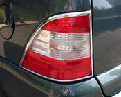 Mercedes ML W163 1997-2005 гг. Хром Накладки на Задние Фонари (2 шт, пластик) фото 1