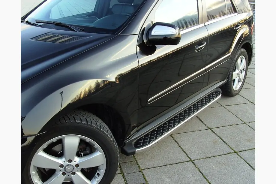 Mercedes GL class X164 2006-2012 гг. Боковые Подножки BlackLine (2 шт, Алюминий)