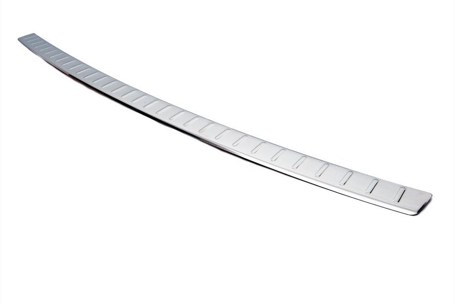 Skoda Superb 2009-2015 гг. РАСПРОДАЖА! Накладка на задний бампер Carmos (SW, нержавейка) Image