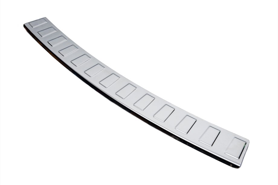 Volkswagen Golf 7/E-Golf 2012-2020 гг. Накладка на задний бампер Carmos нержавейка Хэтчбек Фото 4