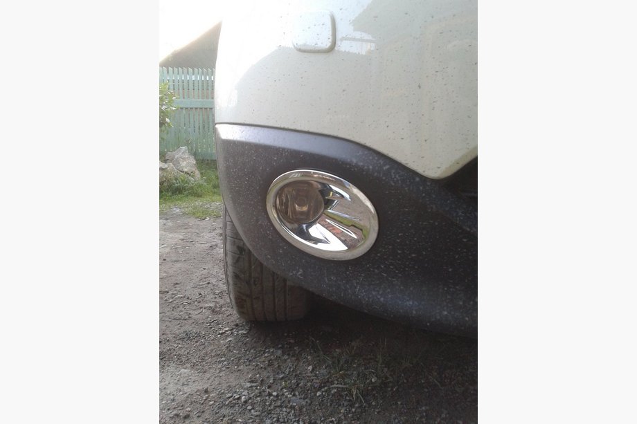 Nissan Qashqai 2007-2010 гг. Хромированные накладки на противотуманные фары с углублением (2 шт, пластик) Фото 5