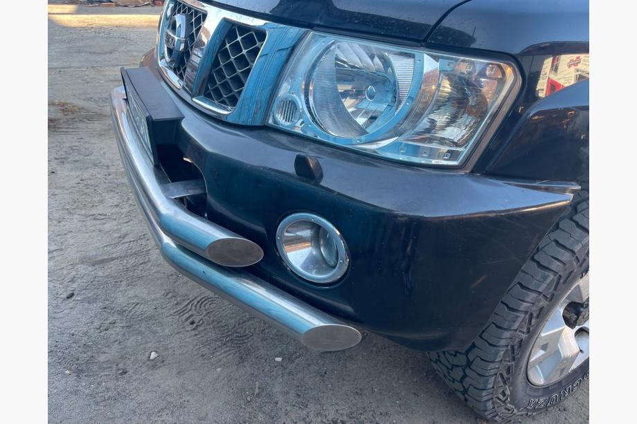 Nissan Patrol Y61 1997-2011 гг. Передний бампер в сборе б/у (2004-2008) Image