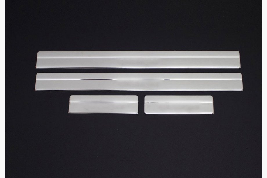 Nissan Navara/NP300 2016- гг. Накладки на пороги OmsaLine (4 шт., нержавейка) Image