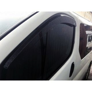 Ветровики на окна (2 шт, UA) Renault Trafic 2001-2015 гг.