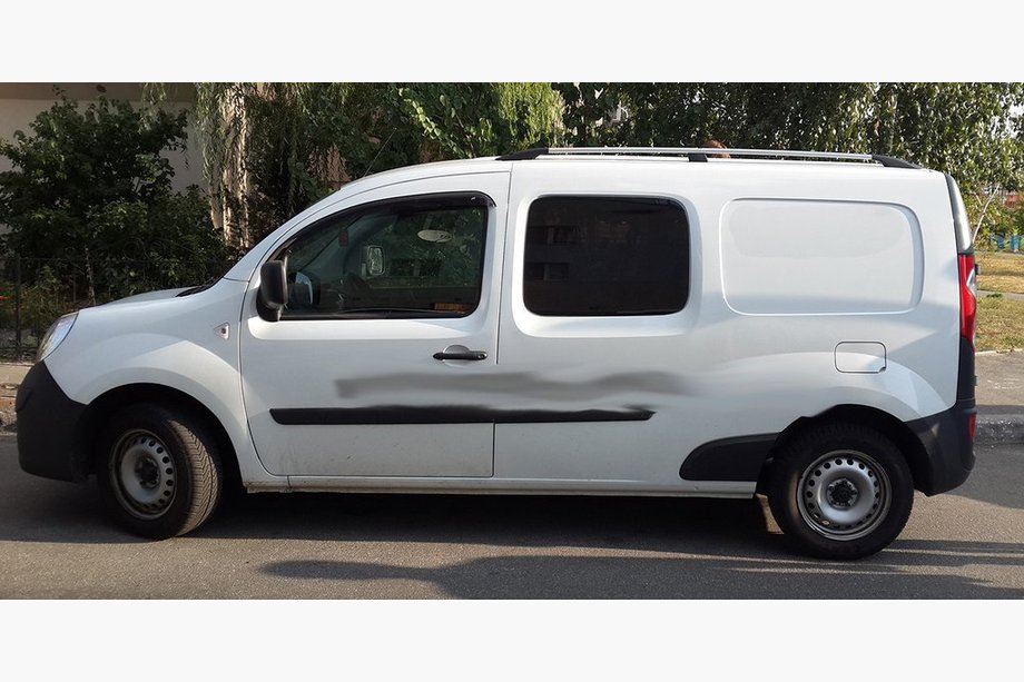 Renault Kangoo 2008–2020 гг. Хромированные Рейлинги Макси база, Пластиковые ножки Фото 4