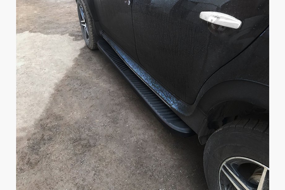 Боковые Подножки Tayga Black (2 шт., Алюминий) Image