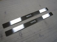 Lada Niva та Urban 1977- гг. Накладки на пороги Natanika Standard (2 шт, нержавейка) фото 1