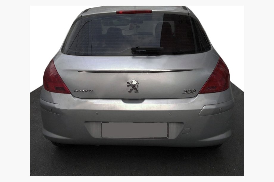 Peugeot 308 2007-2013 гг. Хромированная накладка над номером (нержавейка) Image