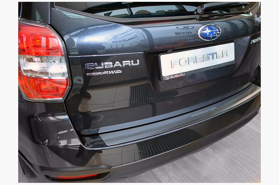 Subaru Forester 2013-2018 гг. Накладка на задний бампер Natanika (нержавейка) Image