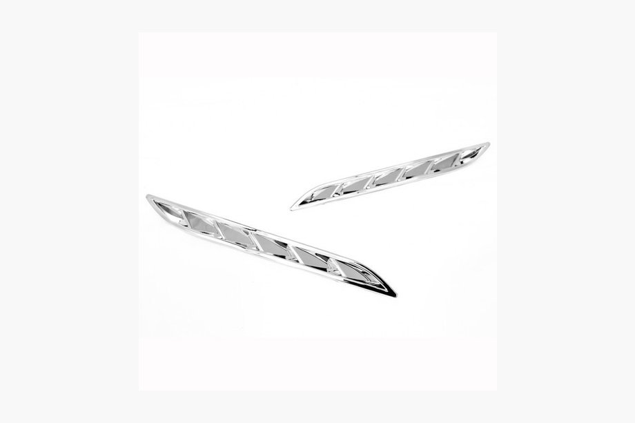 Suzuki Grand Vitara 2005-2017 гг. Накладки на боковые воздуховоды (2 шт., пластик) Image