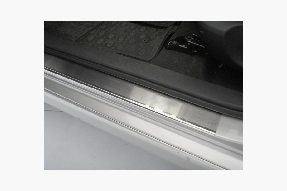 Toyota Auris 2007-2012 гг. Накладки на Пороги Nataniko (4 шт., Нержавейка) Image