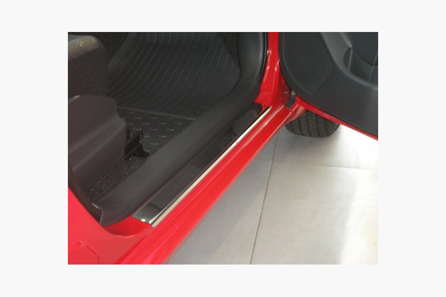 Toyota Yaris 2006-2011 гг. Накладки на Пороги Nataniko (4 шт., Нержавейка) Image