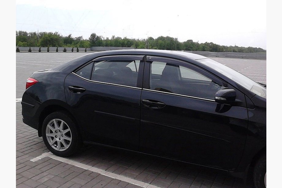 Toyota Corolla 2013-2019 гг. Ветровики на окна (4 шт, Cobra) Image