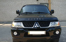 Mitsubishi Pajero Sport 1996-2007 гг. Дефлектор капота (VIP) фото 1