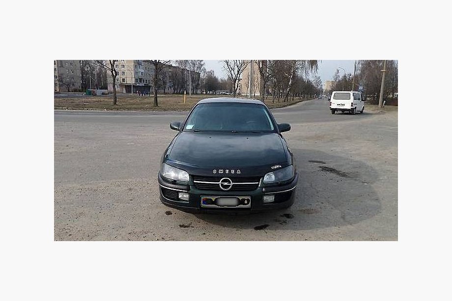 Opel Omega B 1994-2003 гг. Дефлектор капота (1993-1999, VIP) Image