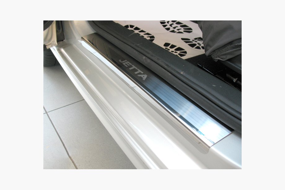 Volkswagen Jetta 2011-2018 гг. Накладки на пороги Nataniko (4 шт., нержавейка) Image