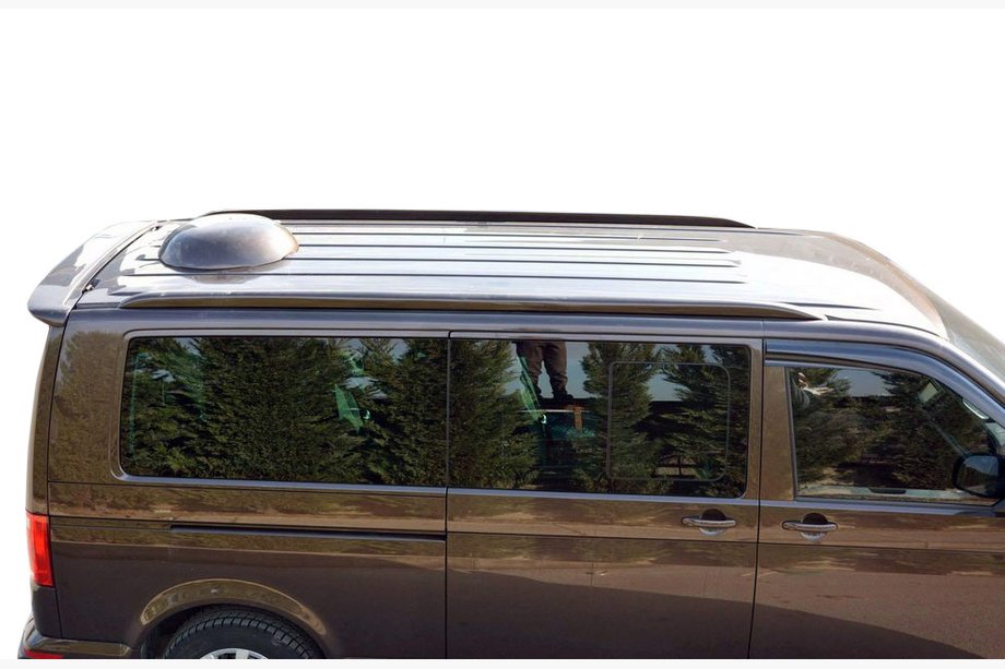 Volkswagen T6 2015-2024 гг. Задний спойлер (грунтованный, под покраску) Image