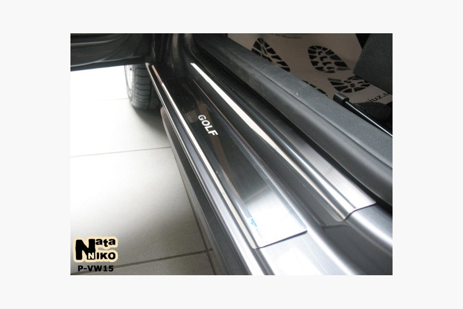 Volkswagen Golf 6 2008-2014 гг. Накладки на пороги Natanko (нержавейка) Image