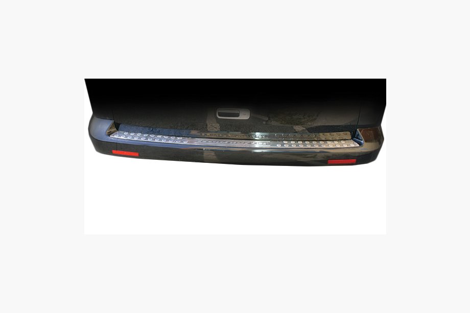 Volkswagen T5 Transporter 2003-2010 гг. Накладка на задний бампер прямая (Omsa, нержавейка) Image