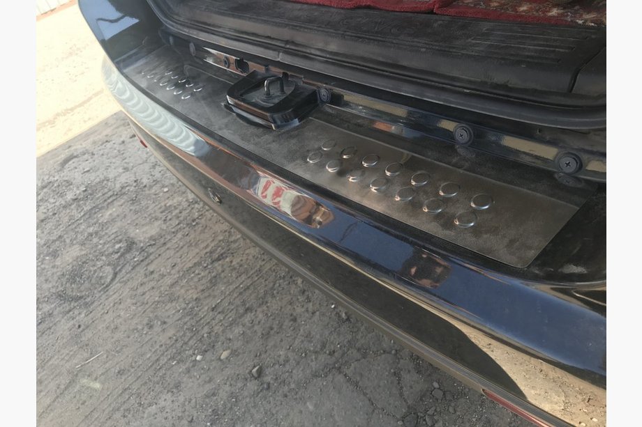 SsangYong Rexton I 2001-2017 гг. Накладка на задний бампер OmsaLine нержавеющая сталь Image