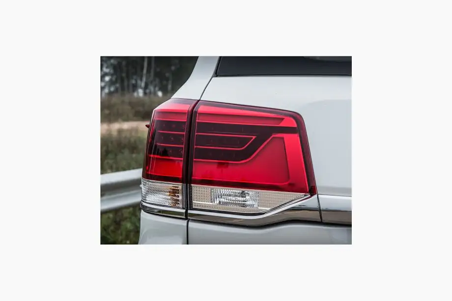 Toyota Land Cruiser 200 2007-2021 гг. Задние Фонари 2016+ (ОРИГИНАЛ) Image