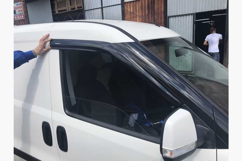 Fiat Doblo II 2010-2022 гг. Ветровики MyRacing (2 шт) Image